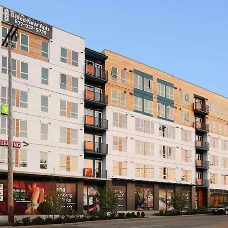 Ballard 1Br W Bbq Lounge Wd Onsite Retail Sea-324-3