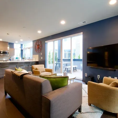 Townhouse Retreat-2
